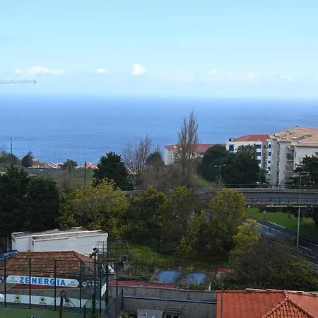 Sea View Refuge *